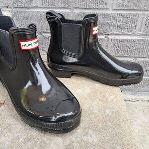 Hunter Gloss Chelsea Boots
